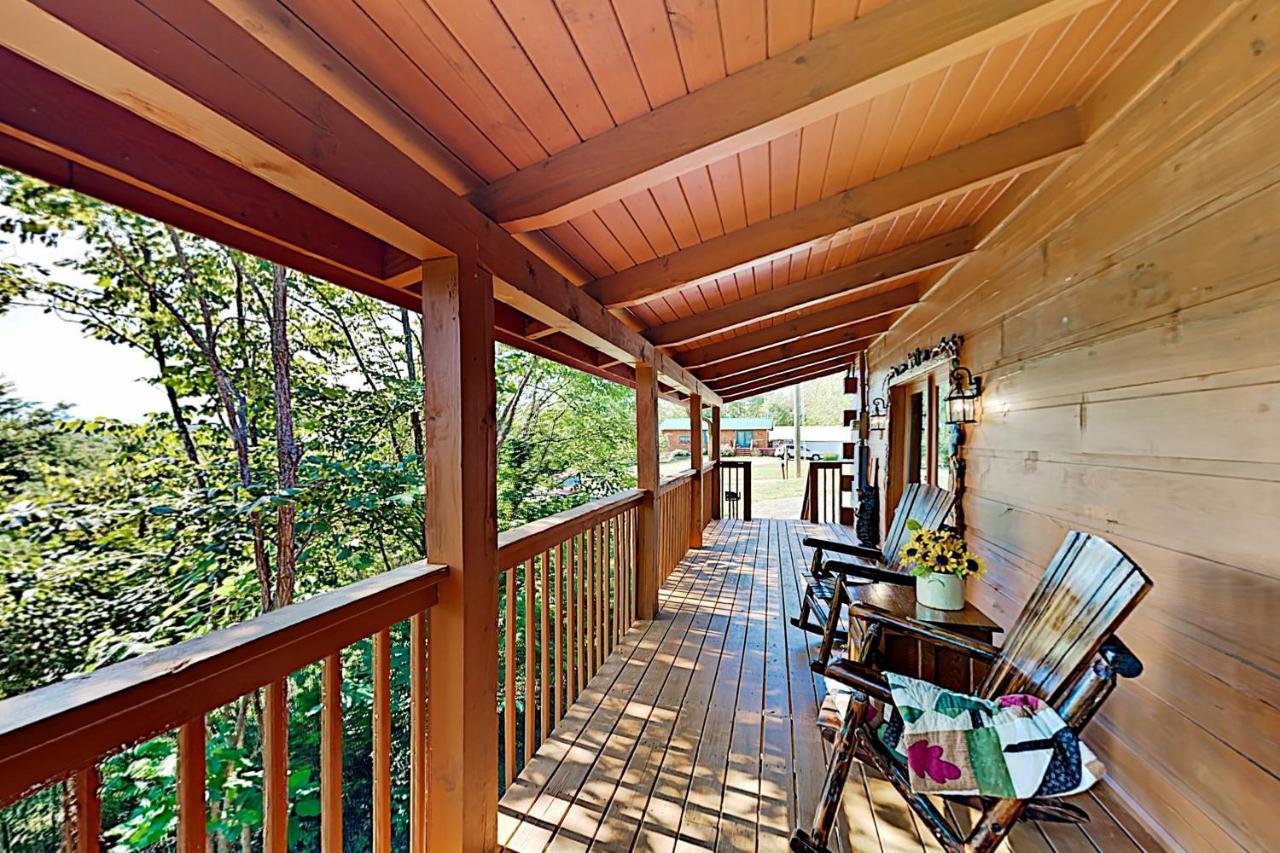 Happy Bear Hollow Vila Sevierville Exterior foto